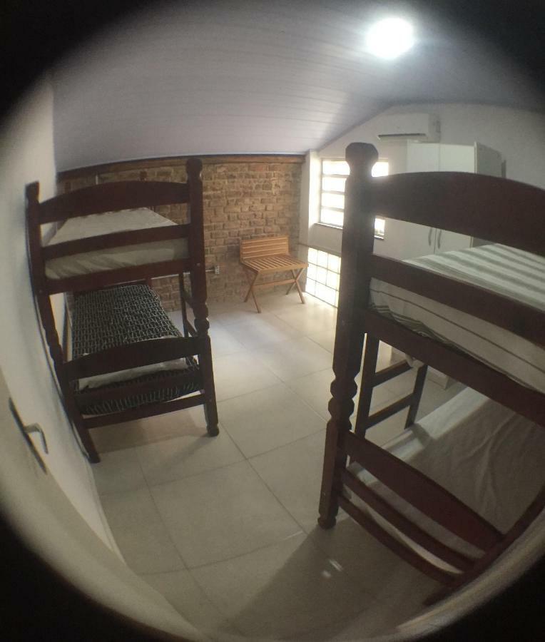 Lapa 166 Hostal *